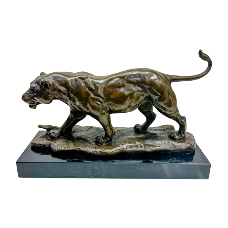 Sculpture of a lioness in bronze signed Barye (post-mortem casting)