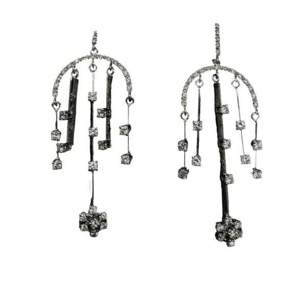 Paire de boucles doreilles Or & diamants