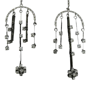 Paire de boucles doreilles Or & diamants