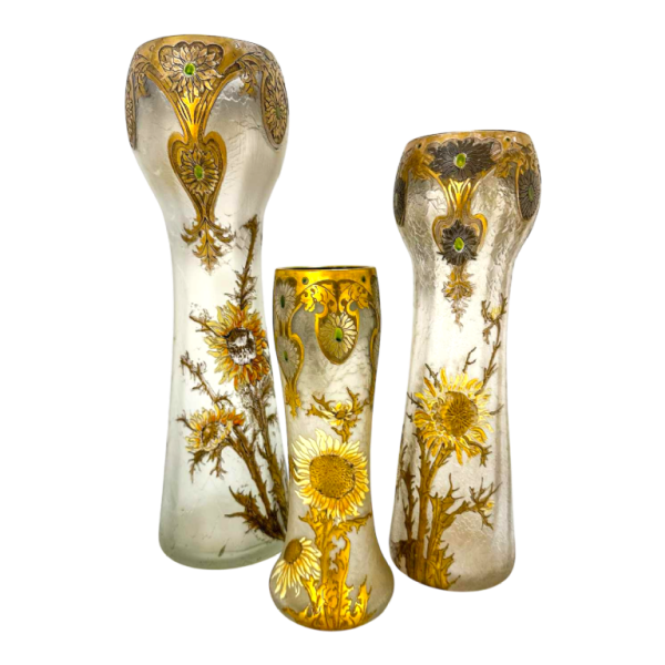 Legras, ensemble de 3 vases Art Nouveau, décor de fleurs de chardons, verre émaillé dégagé à l'acide, ca 1890