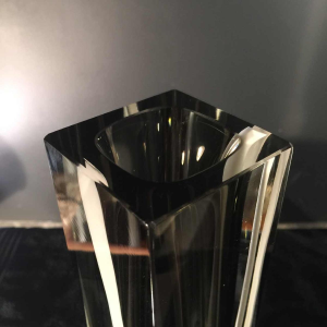 FLAVIO POLI pour SEGUSO MURANO, Vase SOMMERSO , bande blanche et noire