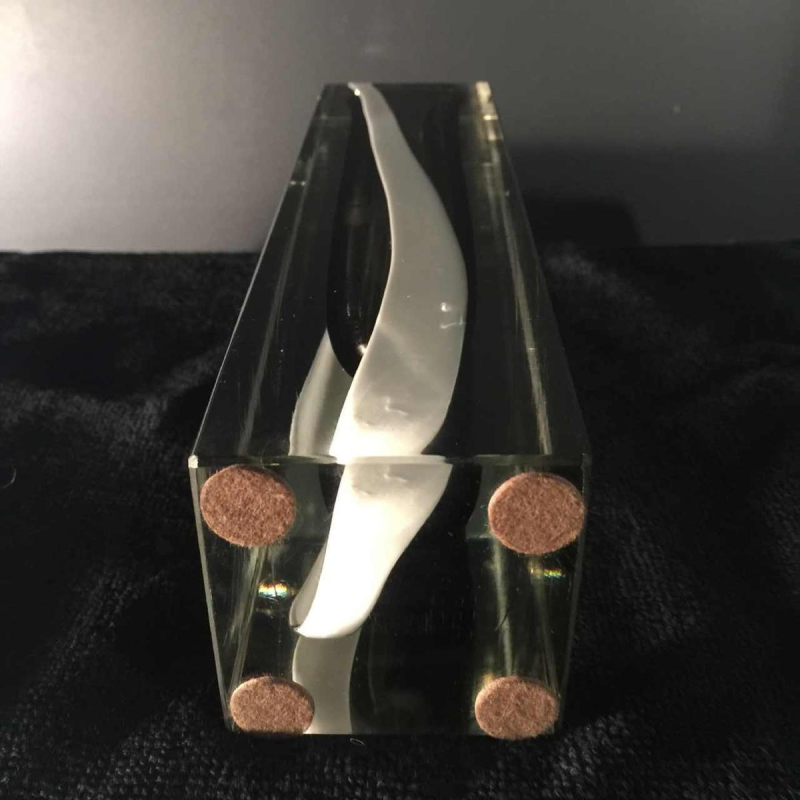 FLAVIO POLI pour SEGUSO MURANO, Vase SOMMERSO , bande blanche et noire