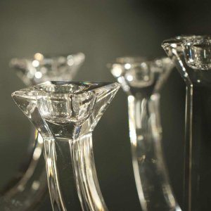 Paire de chandeliers / candélabres en cristal, ca 1960