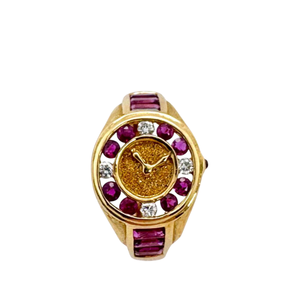 Geelgouden ring, vorm van een horloge, diamanten en robijnen