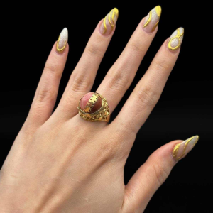 Bague à Système Rotatif Sertie d'Une Rhodochrosite