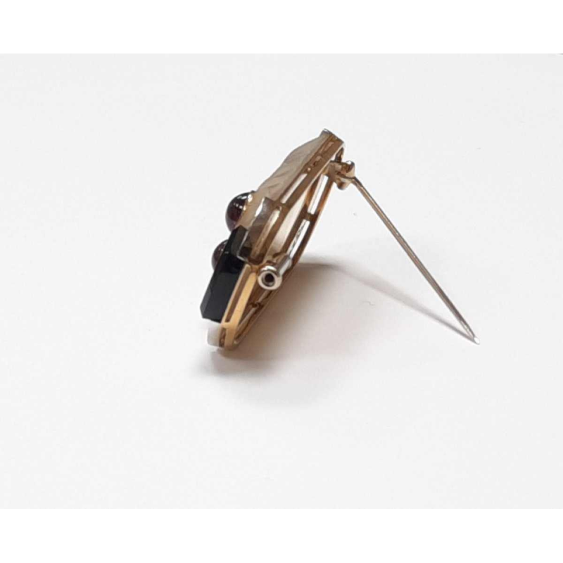 Art Deco white gold brooch with onyx & rock crystal