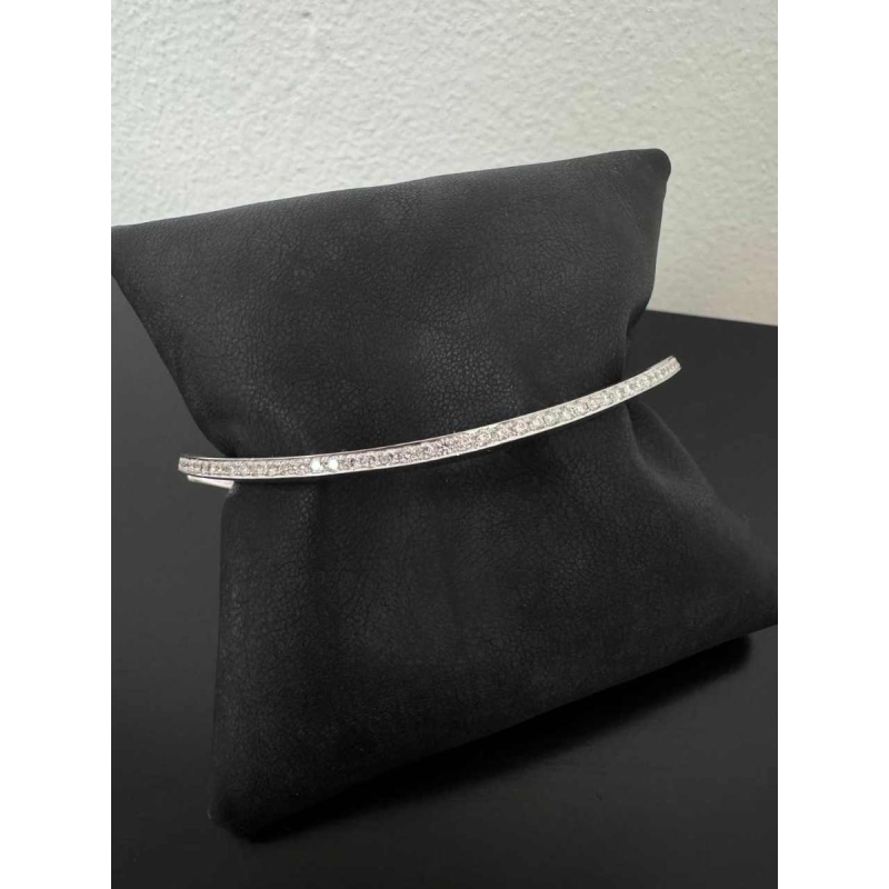 Bracelet en or blanc 18kt. Ornée de diamants