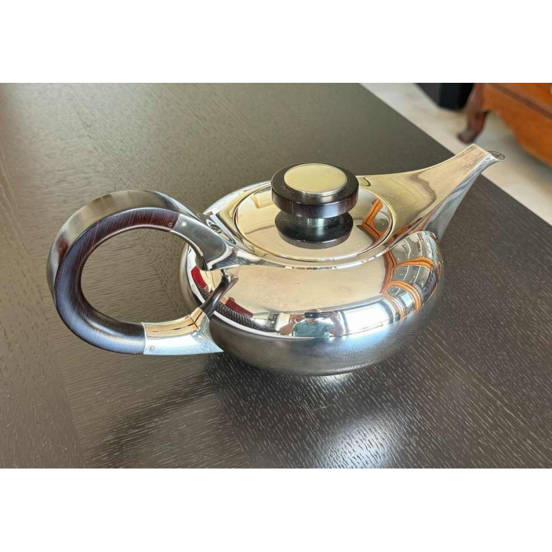 Robbe & Berking, Neue Form Silver Teapot
