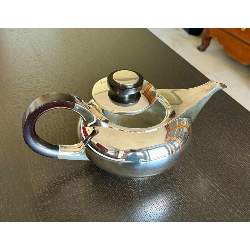 Robbe & Berking, Neue Form Silver Teapot