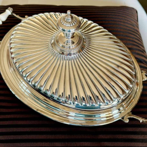 CESA collection GORDON, plat à risotto en argent 800 avec poignées en ivoire