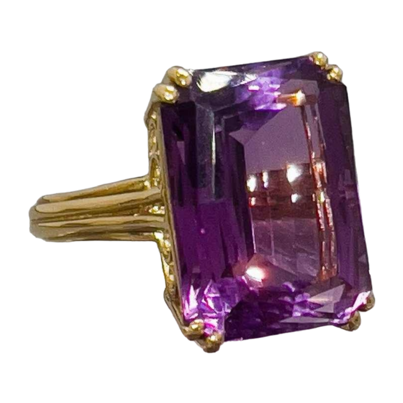 Vintage ring 18k geel goud bezet met een geslepen natuurlijke amethist, ca 1980