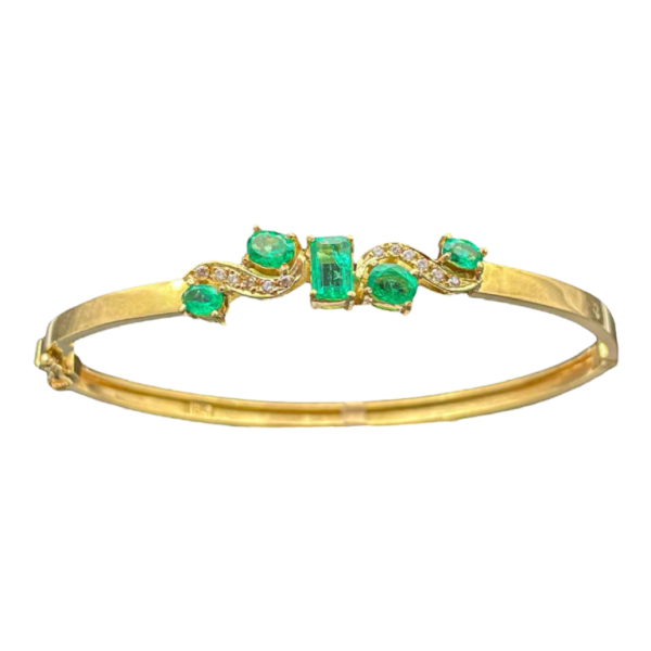 Marquise smaragd en diamanten armband