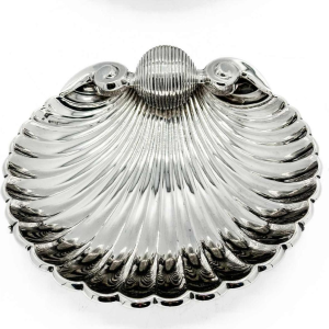 Paire de grandes coquilles argent 1 titre. 916/1000