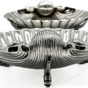 Paire de grandes coquilles argent 1 titre. 916/1000
