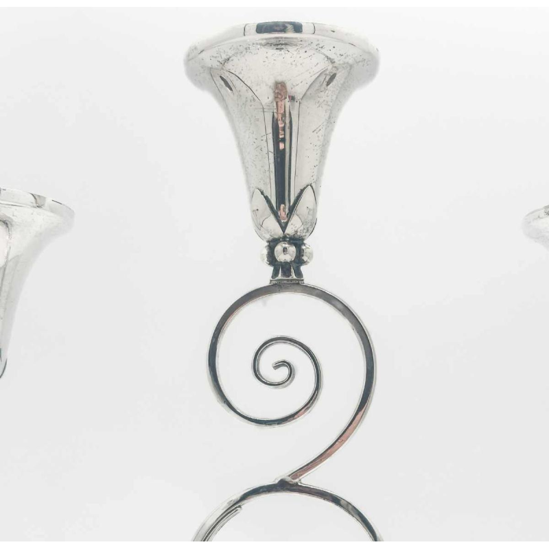 Middelpuntkandelaar in sterling zilver. Scandi-geïnspireerd model