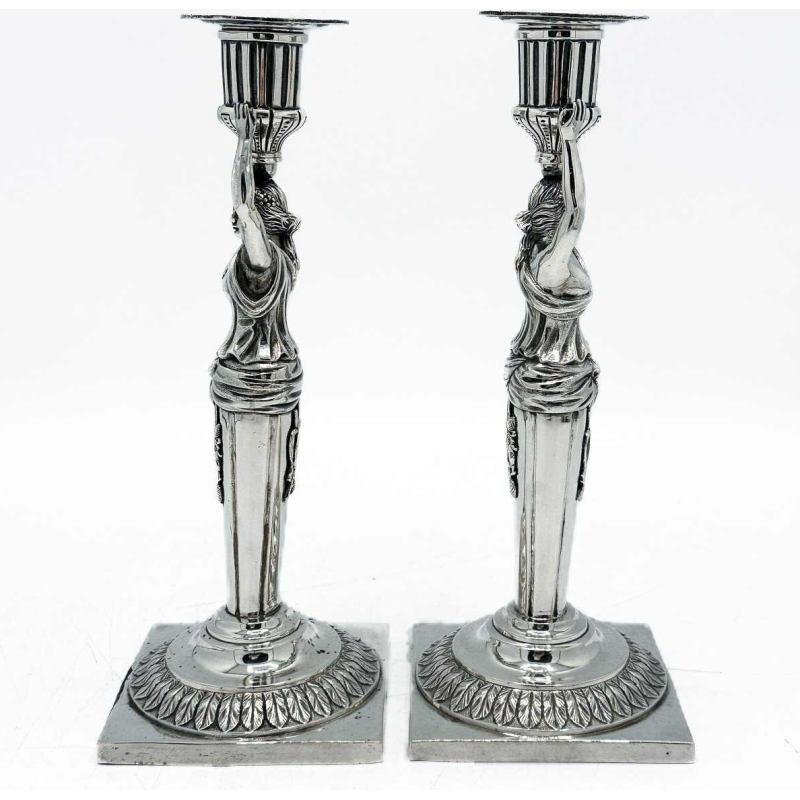Neurenberg 1780 paar kariatidefakkels, massief zilver