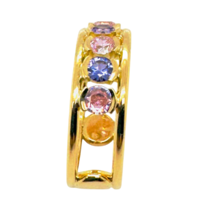 18kt yellow gold ring With 7 precious stones