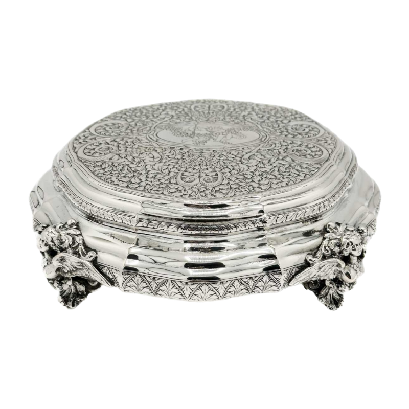 Grande coffret en argent massif 800/1000
