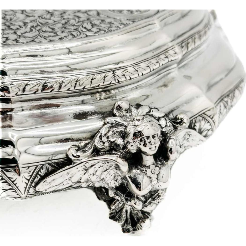 Grande coffret en argent massif 800/1000