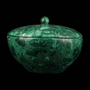 Bonbonnière couverte en malachite
