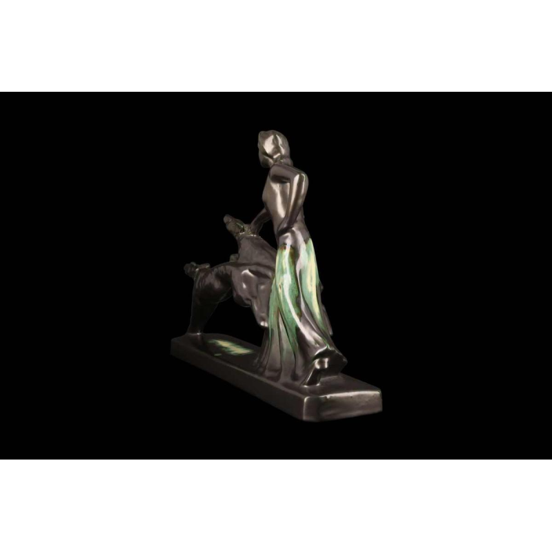 Faïencerie de Thulin “La Dame aux lévriers” geglazuurd aardewerk sculptuur, ca 1930
