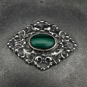 Sieradendoosje in massief zilver 800/1000 Italiaans werk uit de jaren 1950