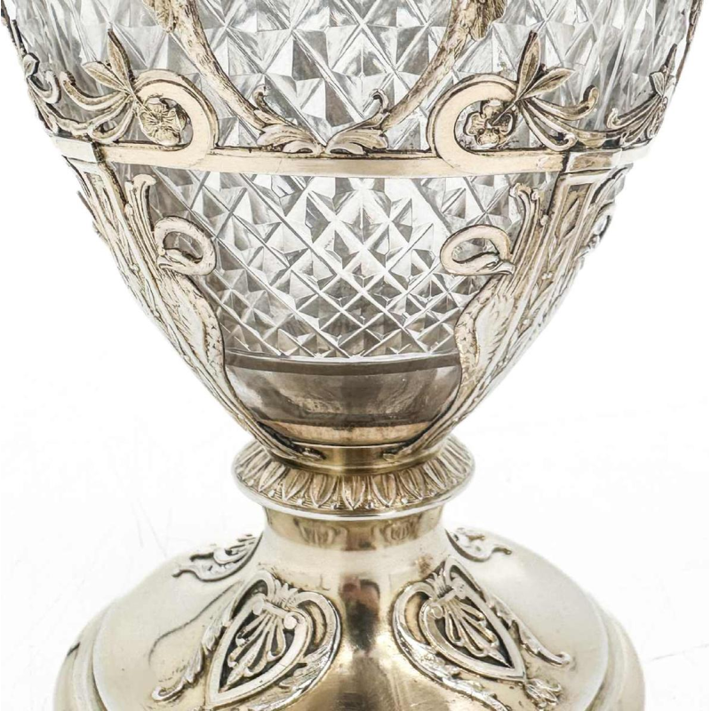Paire De Carafes à Vin En Argent Vermeil Et Cristal Taillé
