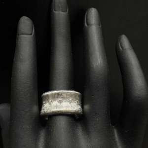 Witgouden ring met diamanten