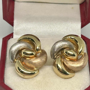 Paire de boucles d'oreilles à clips en or tricolore