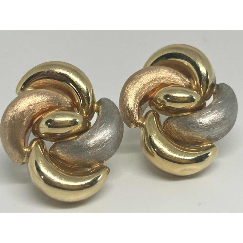 Pair of clip earrings in tricoloured gold