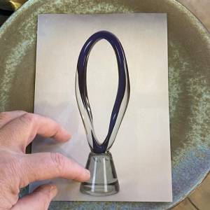 ROBERT PIERINI " Torsade " Importante Sculpture de Verre (70cm), Pied Filigrané, 1995