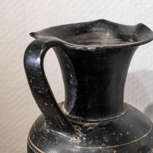 Large black ceramic oenochoe Bucchero Nero, Etruria, late 7th to early 6th century BC