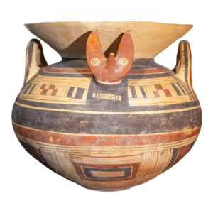 Olla aux têtes de renards à pense sphérique, terre cuite, Daunie VIe siècle avant J.-C.