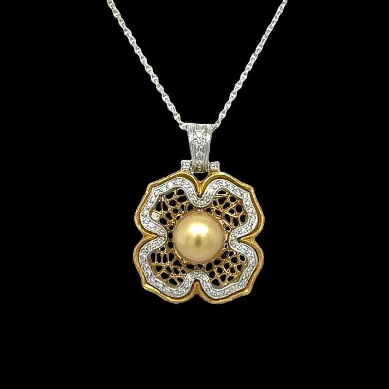 Pendentif en or bicolore, diamants & perle naturelle