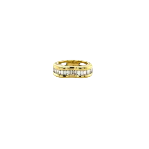 Bague or jaune avec diamants baguette
