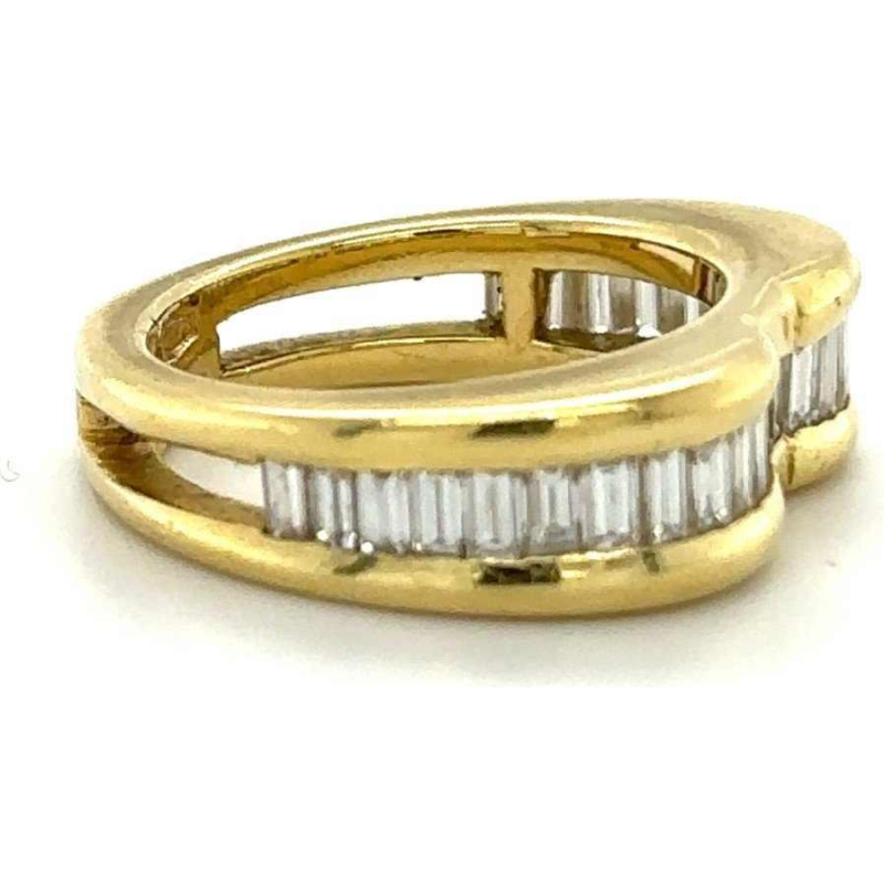 Yellow gold ring with baguette diamonds