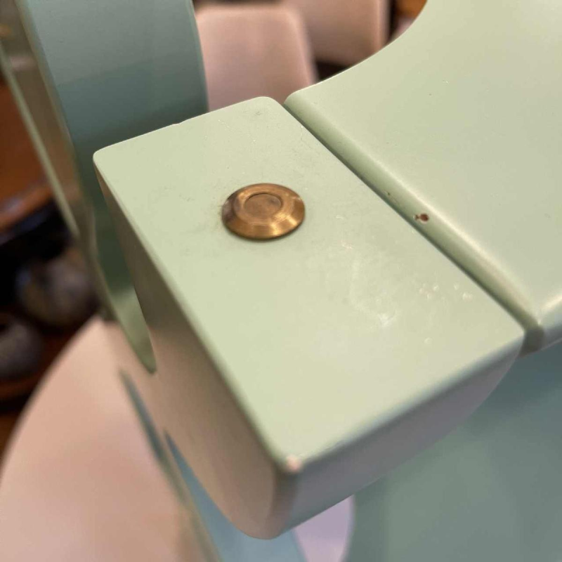 Paar Groene Nachtkastjes Krukjes Planken Tafle Memphis Antropomorfe Stijl 1980s