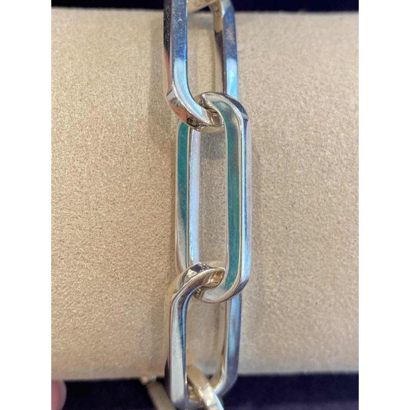 Bracelet en argent massif à larges maillons, XXIe s