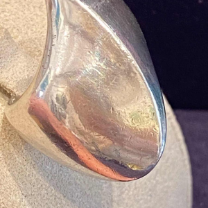 Nanna Ditzel pour Goerg Jensen, bague NÂ°91 en argent massif, Danemark ca 1960