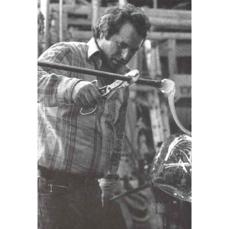 Fulvio Bianconi, Venini Murano, Zanfirico filigree white ball vase, 1950/60