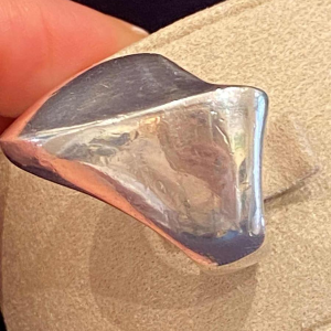 Nanna Ditzel for Goerg Jensen, N°91 ring in solid silver, Denmark ca 1960