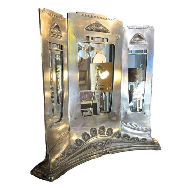 Peter Berhens (attribué), miroir triptyque Art Nouveau en métal argenté, ca 1910