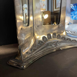 Peter Berhens (attributed), Art Nouveau triptych mirror in silver-plated metal, ca 1910