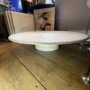 Angelo Mangiarotti for Up&Up, round travertine coffee table, central cylindrical base, 1970s