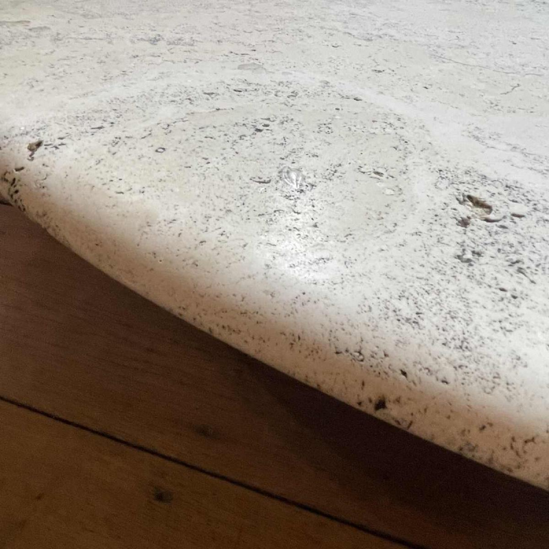 Angelo Mangiarotti for Up&Up, round travertine coffee table, central cylindrical base, 1970s