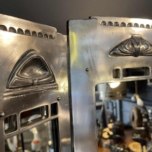 Peter Berhens (attributed), Art Nouveau triptych mirror in silver-plated metal, ca 1910