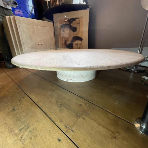 Angelo Mangiarotti for Up&Up, round travertine coffee table, central cylindrical base, 1970s