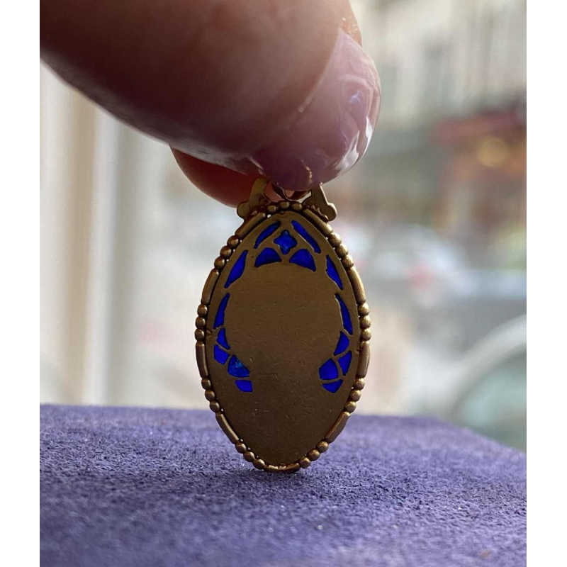 Medal of the Virgin Mary in gold and blue 'plique-à-jour' enamel, 20th c