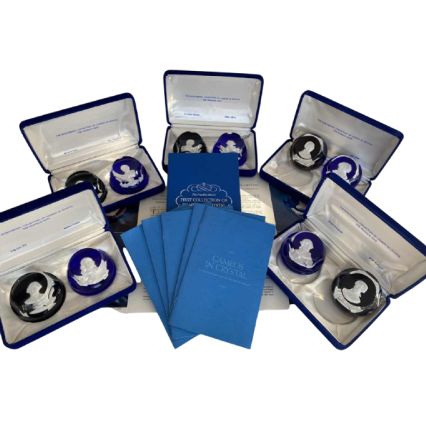 Baccarat & Cristaux d'Albret / Franklin Mint, set van 10 kristallen camee presse-papiers, VS Onafhankelijkheid 1974