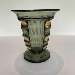 Luxval voor Val-Saint-Lambert, Art Deco 'Picardie' vaas, groen en goud gegoten persglas, ca 1930